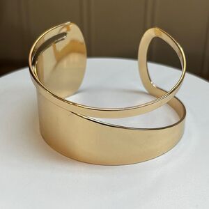 Elegant & Chic 18K Gold Plated Bracelet